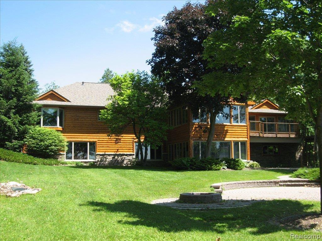 625 Army Road Leonard, MI 48367 - Photo 1 of 25 IMPRESSIVE