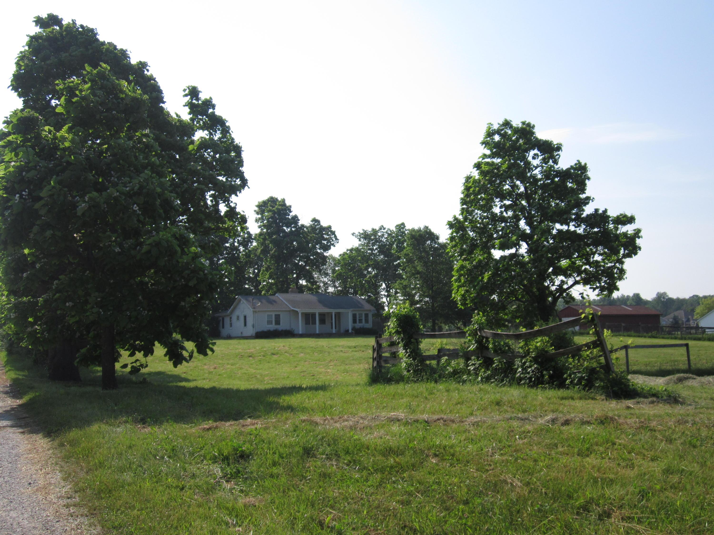 2731 Summit Road Southwest Pataskala, OH 43062 - Photo 1 of 37