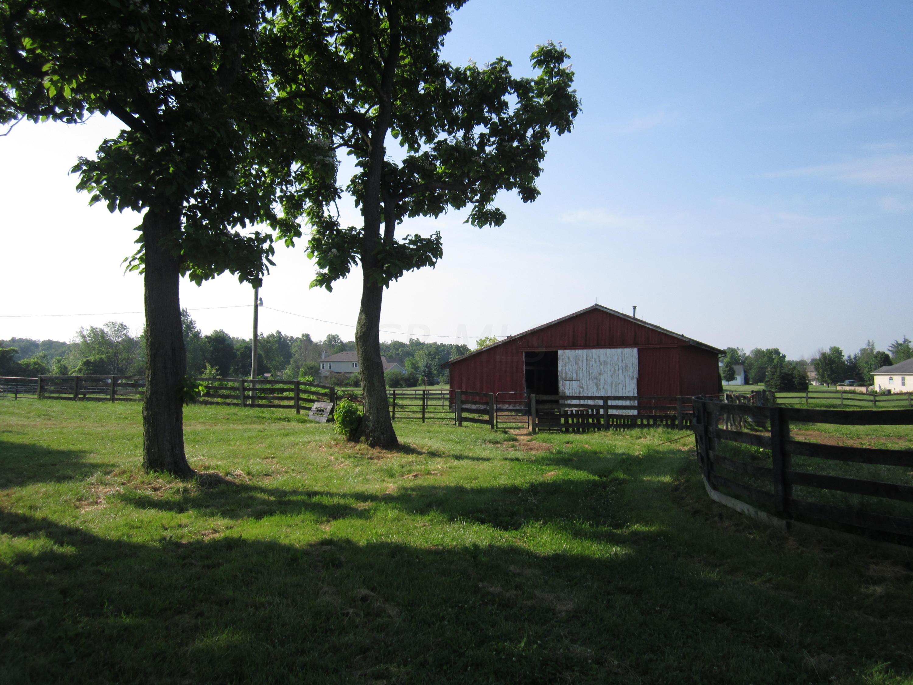 2731 Summit Road Southwest Pataskala, OH 43062 - Photo 24 of 37