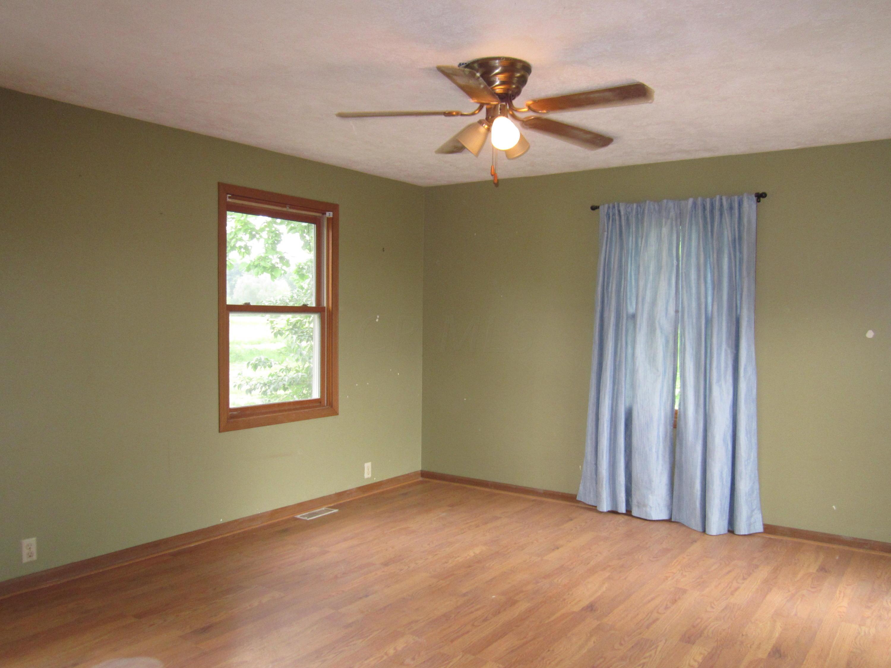 2731 Summit Road Southwest Pataskala, OH 43062 - Photo 8 of 37