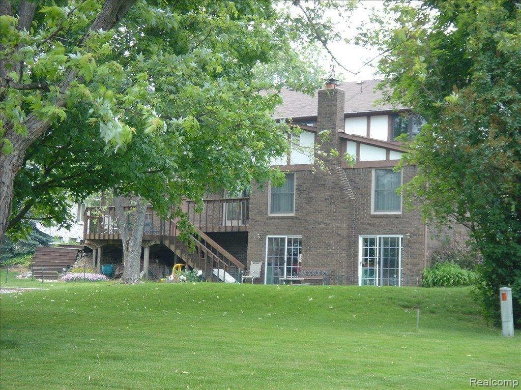 2823 Kilburn Court Rochester, MI 48306 - Photo 24 of 24 ARearEXT