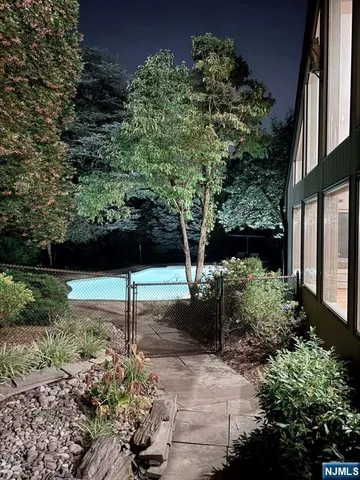 $2,850,000 | 33 Woodfield Lane, Saddle River, NJ 07458