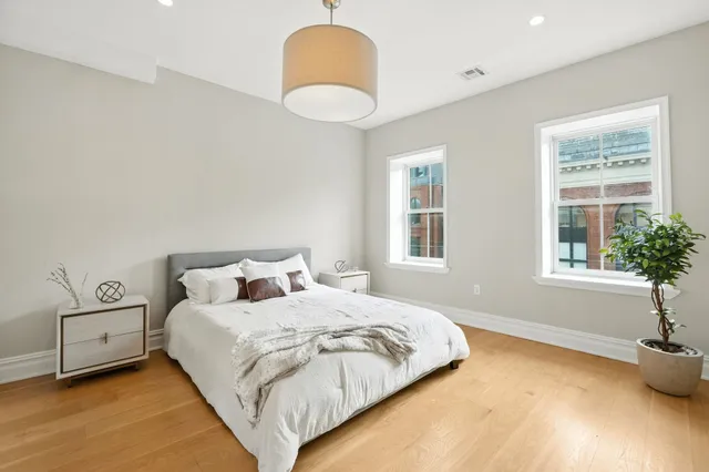 $3,750,000 | 526 Hudson Street, Hoboken, NJ 07030