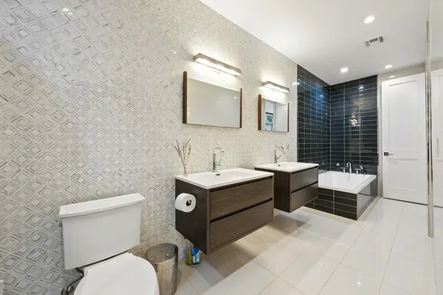 $3,750,000 | 526 Hudson Street, Hoboken, NJ 07030