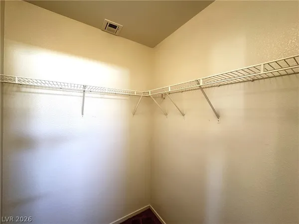 $1,645 | 6058 Las Nubes Drive, Las Vegas, NV 89142