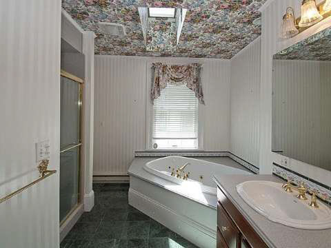 9159 Clinton Macon Road Tecumseh, MI 49286 - Photo 14 of 25 20403254-13.JPG