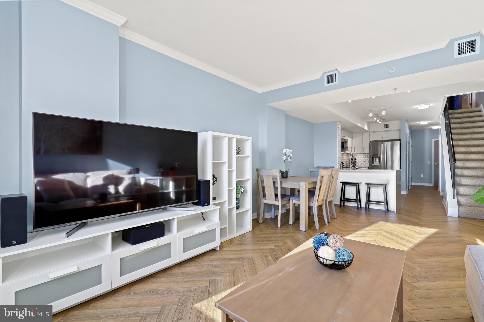 631 D Street Northwest, Unit 841 Washington, DC 20004 - Photo 6 of 83