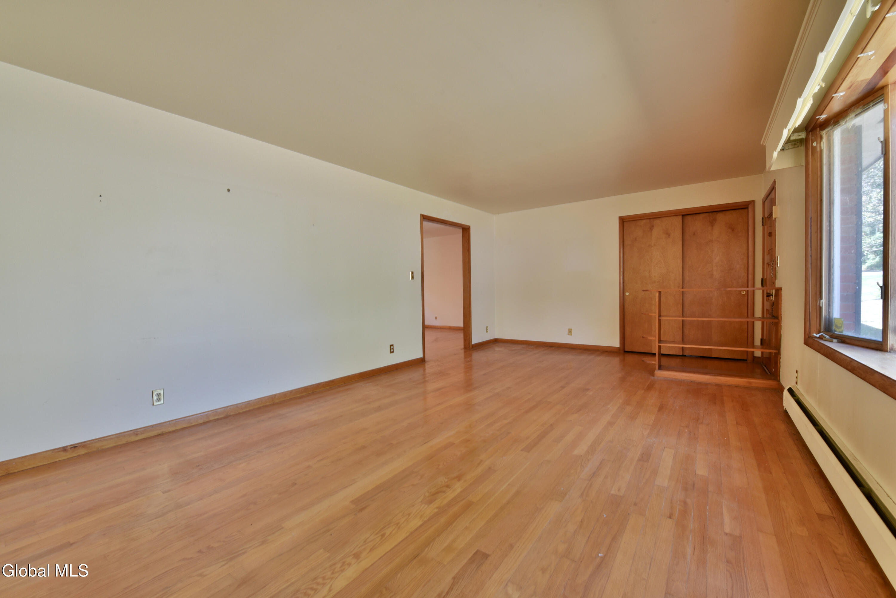 386 Church Road Albany, NY 12203 - Photo 11 of 63 14