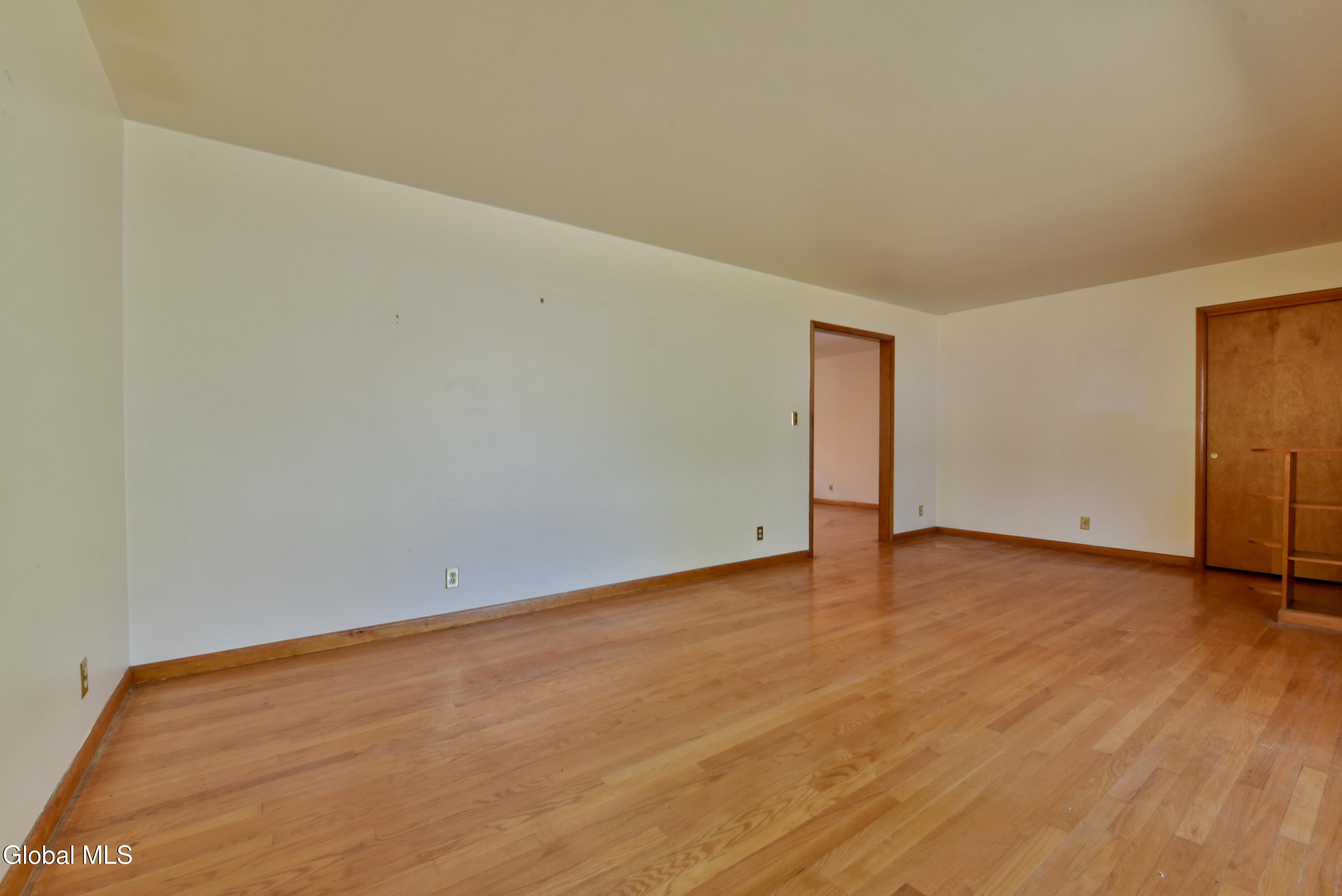 386 Church Road Albany, NY 12203 - Photo 12 of 63 13