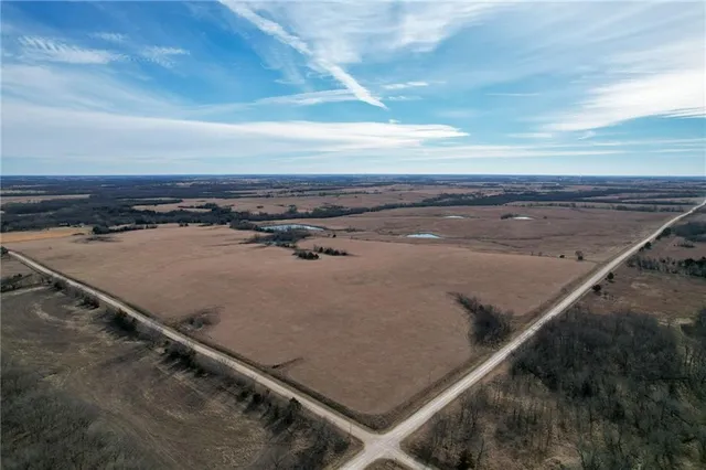 $1,840,000 | 0 Bradford Road, Harveyville, KS 66431