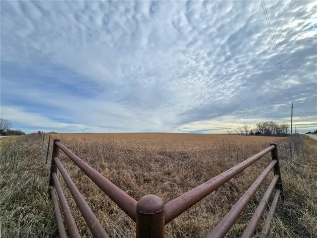 $1,840,000 | 0 Bradford Road, Harveyville, KS 66431