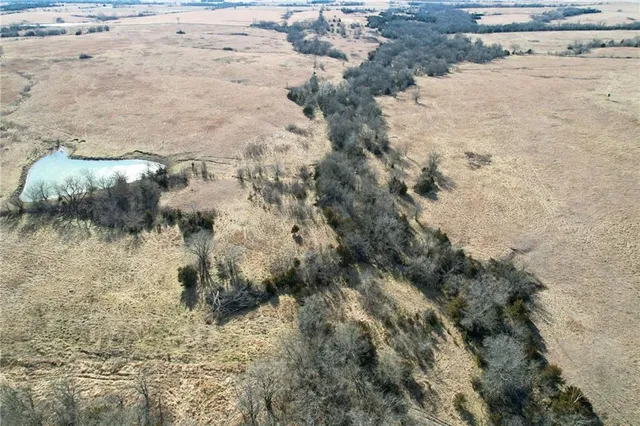 $1,840,000 | 0 Bradford Road, Harveyville, KS 66431