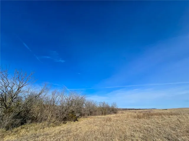 $1,840,000 | 0 Bradford Road, Harveyville, KS 66431