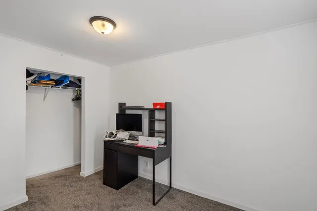 $112,000 | 2216 New Hampshire Street, Muscatine, IA 52761