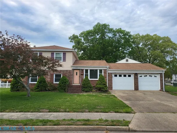 $319,900 | 500 Blue Run Circle, Hampton, VA 23666