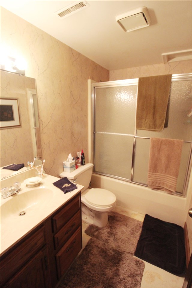 7514 West River Road Flushing, MI 48433 - Photo 27 of 40 50042274-26.JPG