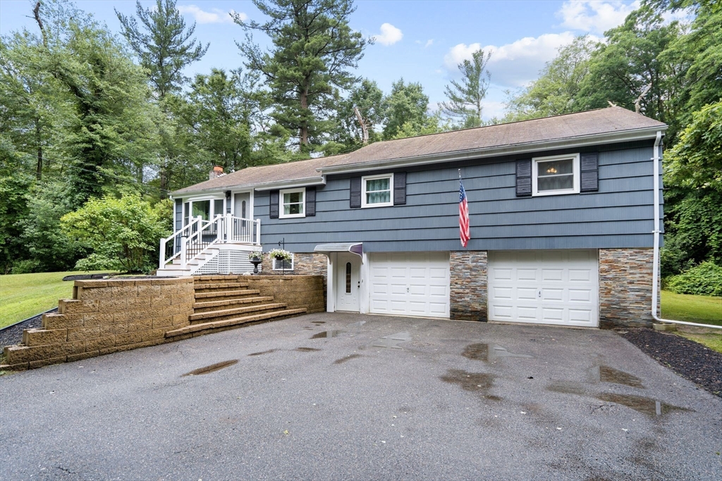 39 Hilltop Road Holbrook, MA 02343 - Photo 1 of 41 Gallery Image 1
