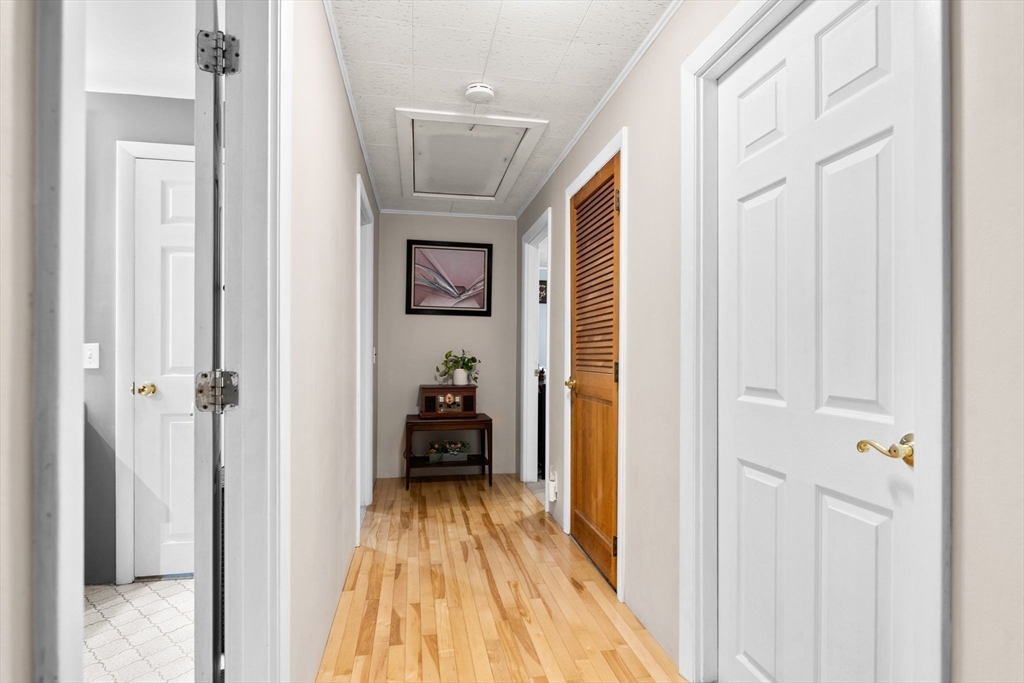 39 Hilltop Road Holbrook, MA 02343 - Photo 18 of 41 Gallery Image 18