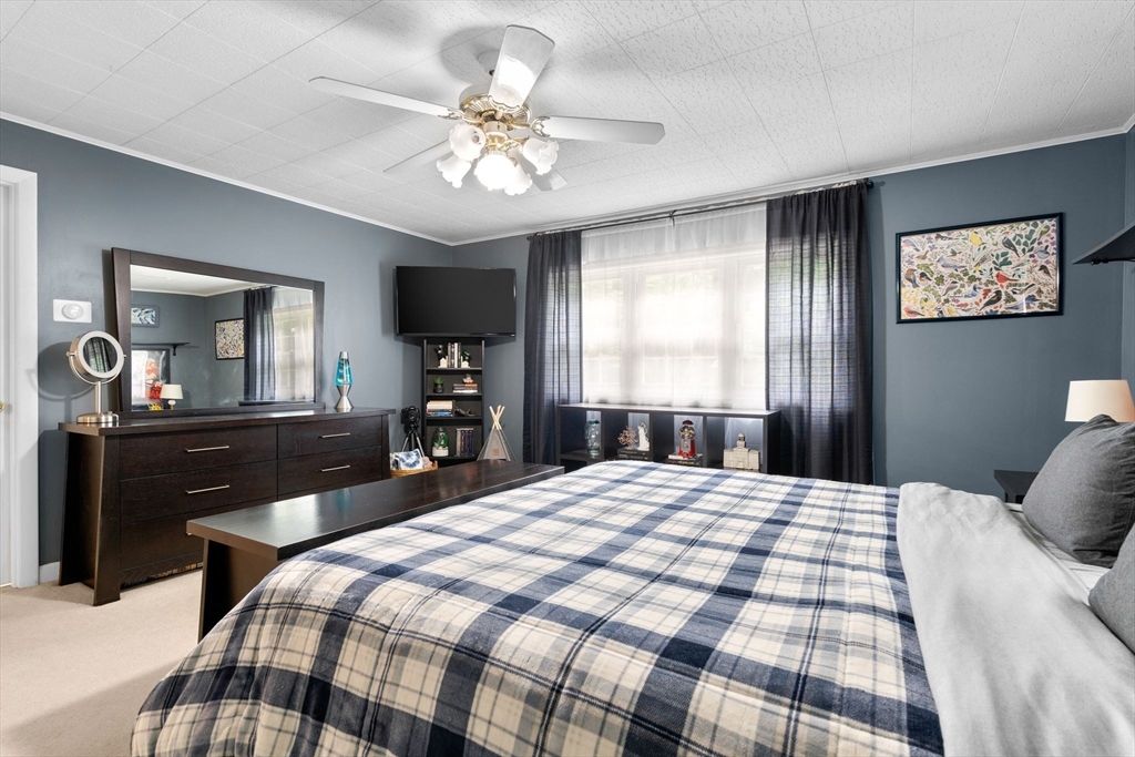 39 Hilltop Road Holbrook, MA 02343 - Photo 20 of 41 Gallery Image 20