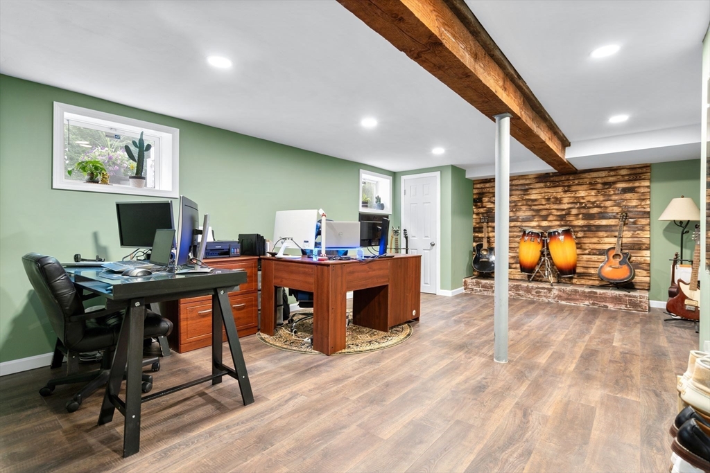 39 Hilltop Road Holbrook, MA 02343 - Photo 31 of 41 Gallery Image 31