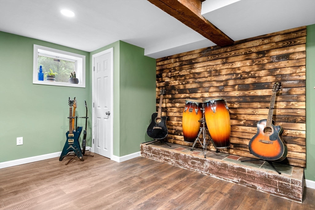 39 Hilltop Road Holbrook, MA 02343 - Photo 33 of 41 Gallery Image 33