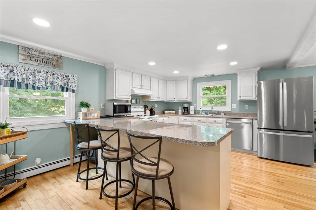 39 Hilltop Road Holbrook, MA 02343 - Photo 9 of 41 Gallery Image 9