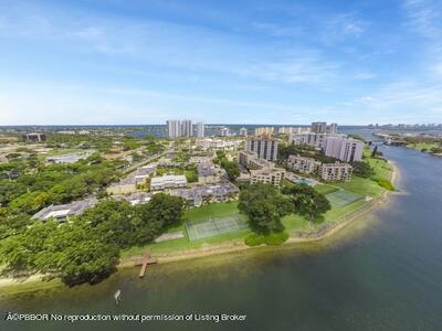 382 Golfview Road, Unit H North Palm Beach, FL 33408 - Photo 3 of 22 a view of a city
