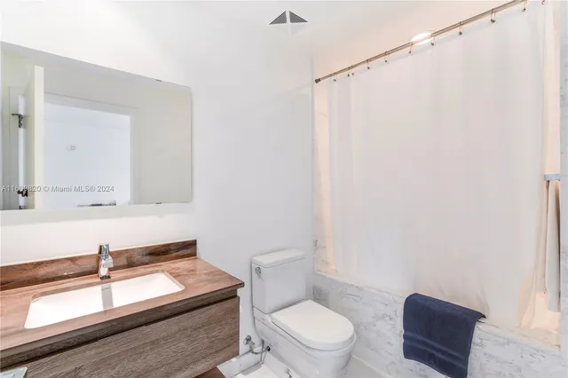 $5,550,000 | 350 Ocean Drive, Unit 201N, Key Biscayne, FL 33149