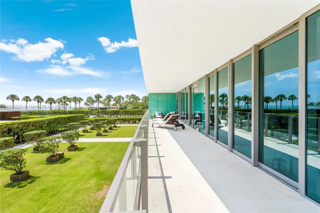 $5,550,000 | 350 Ocean Drive, Unit 201N, Key Biscayne, FL 33149