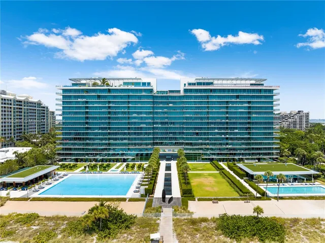 $5,550,000 | 350 Ocean Drive, Unit 201N, Key Biscayne, FL 33149
