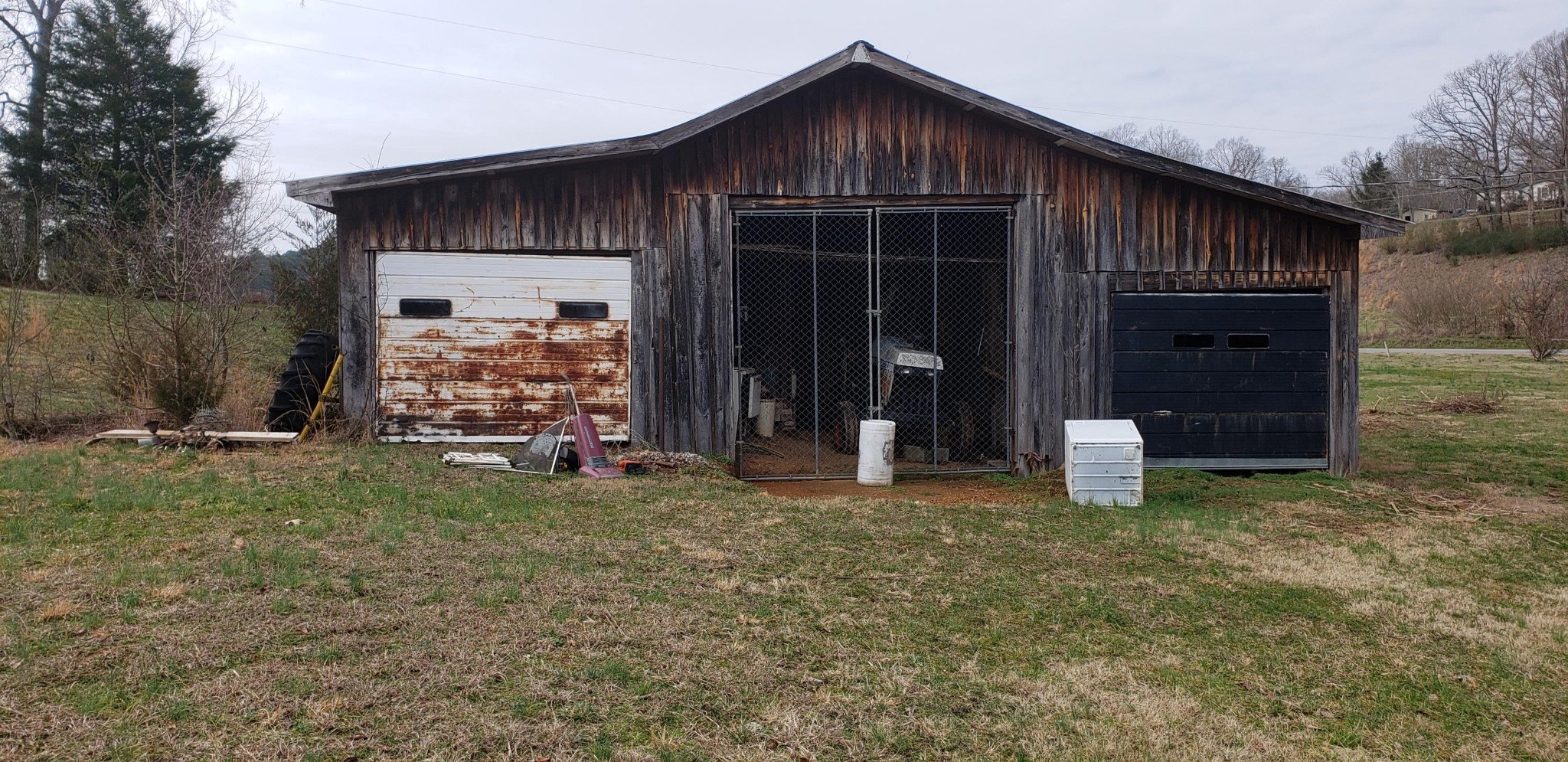 7600 Little Valley Road Loudon, TN 37774 - Photo 6 of 7 a view of a house with backyard