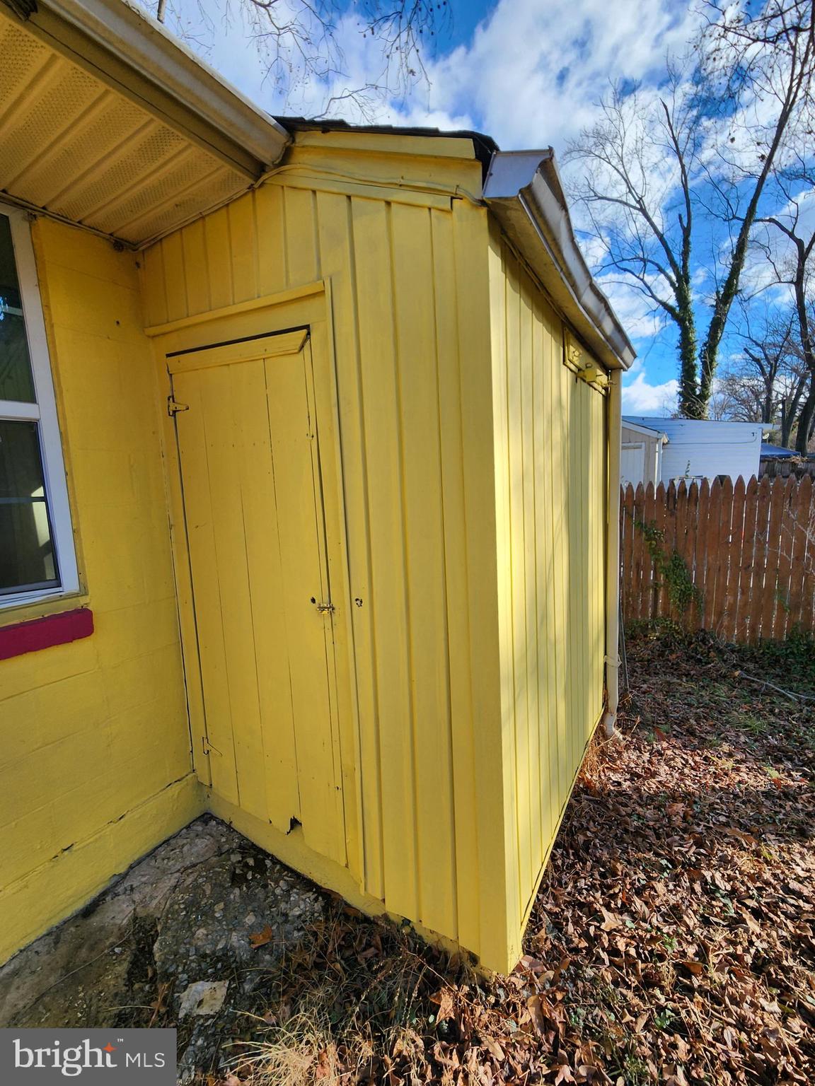 7533 Greenleaf Road Landover, MD 20785 - Photo 29 of 36 a view of a small yard