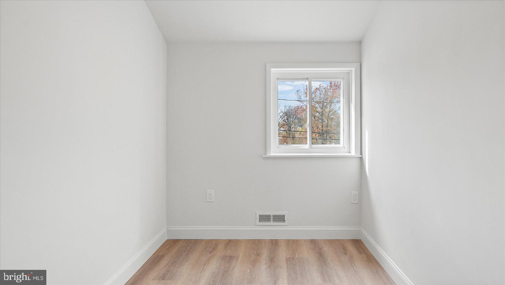 8028 Kimberly Road Baltimore, MD 21222 - Photo 21 of 32