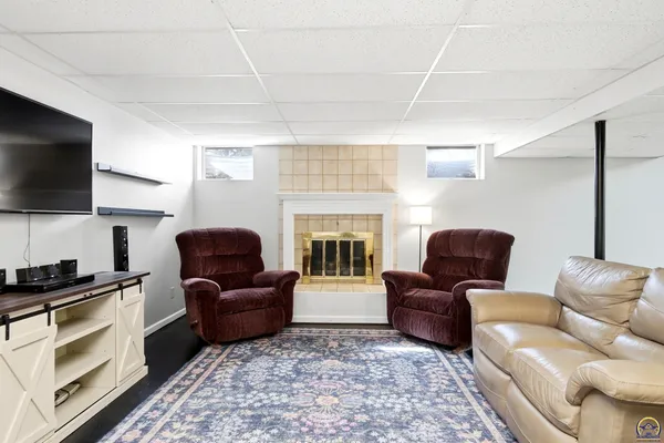 $450,000 | 3456 Southwest Brandywine Court, Topeka, KS 66614