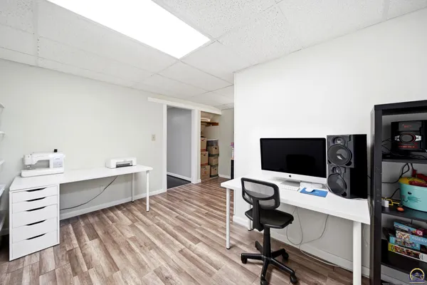 $450,000 | 3456 Southwest Brandywine Court, Topeka, KS 66614