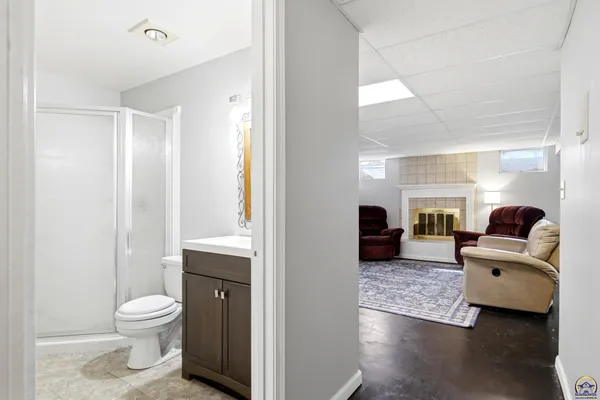 $450,000 | 3456 Southwest Brandywine Court, Topeka, KS 66614