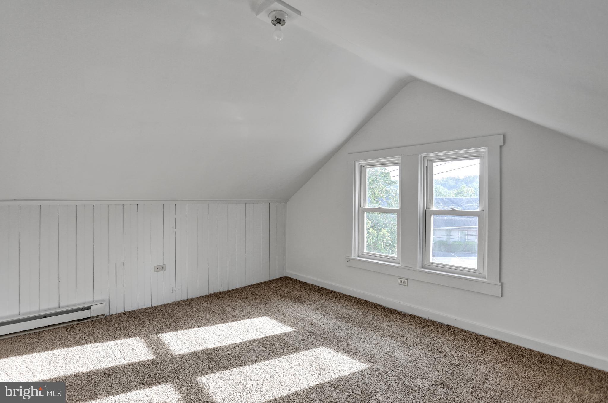 113 Ridge Street Reading, PA 19607 - Photo 29 of 37 Gallery Image 29