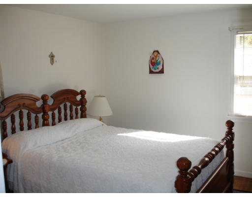 15 Overland Street Springfield, MA 01118 - Photo 7 of 7