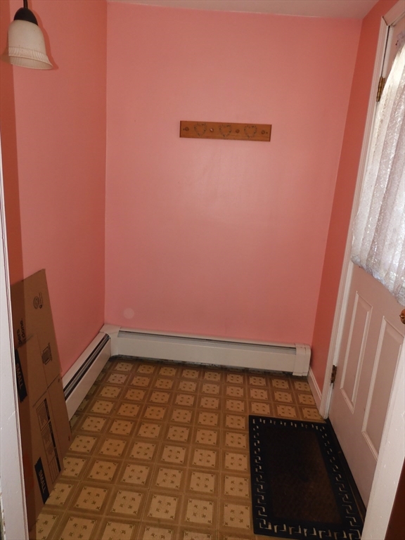 146 Bridle Road Billerica, MA 01821 - Photo 7 of 27 Gallery Image 7