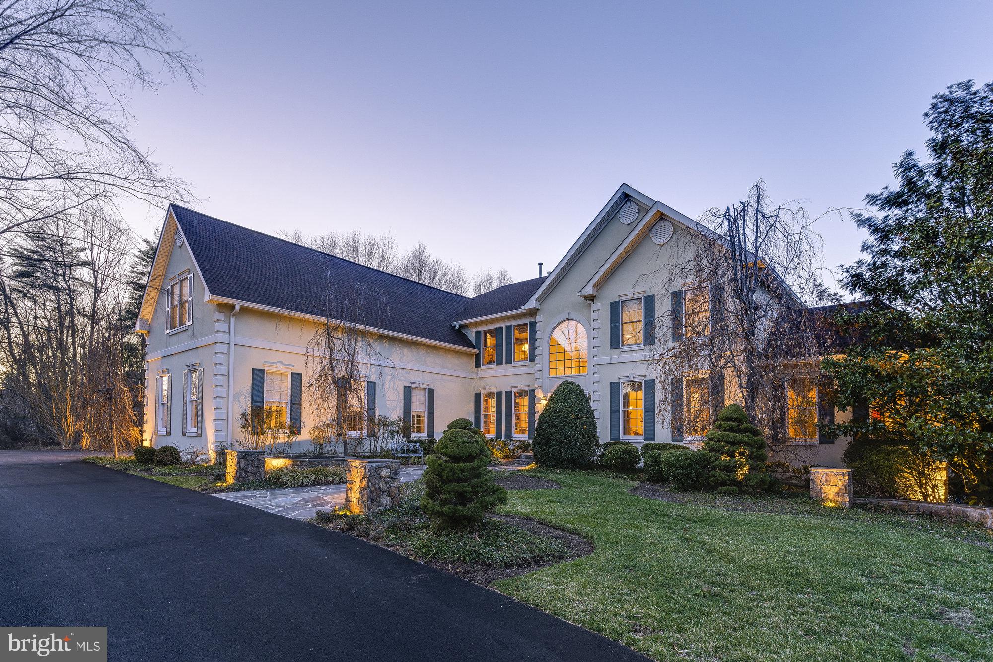 12846 Parapet Way Herndon, VA 20171 - Photo 1 of 72