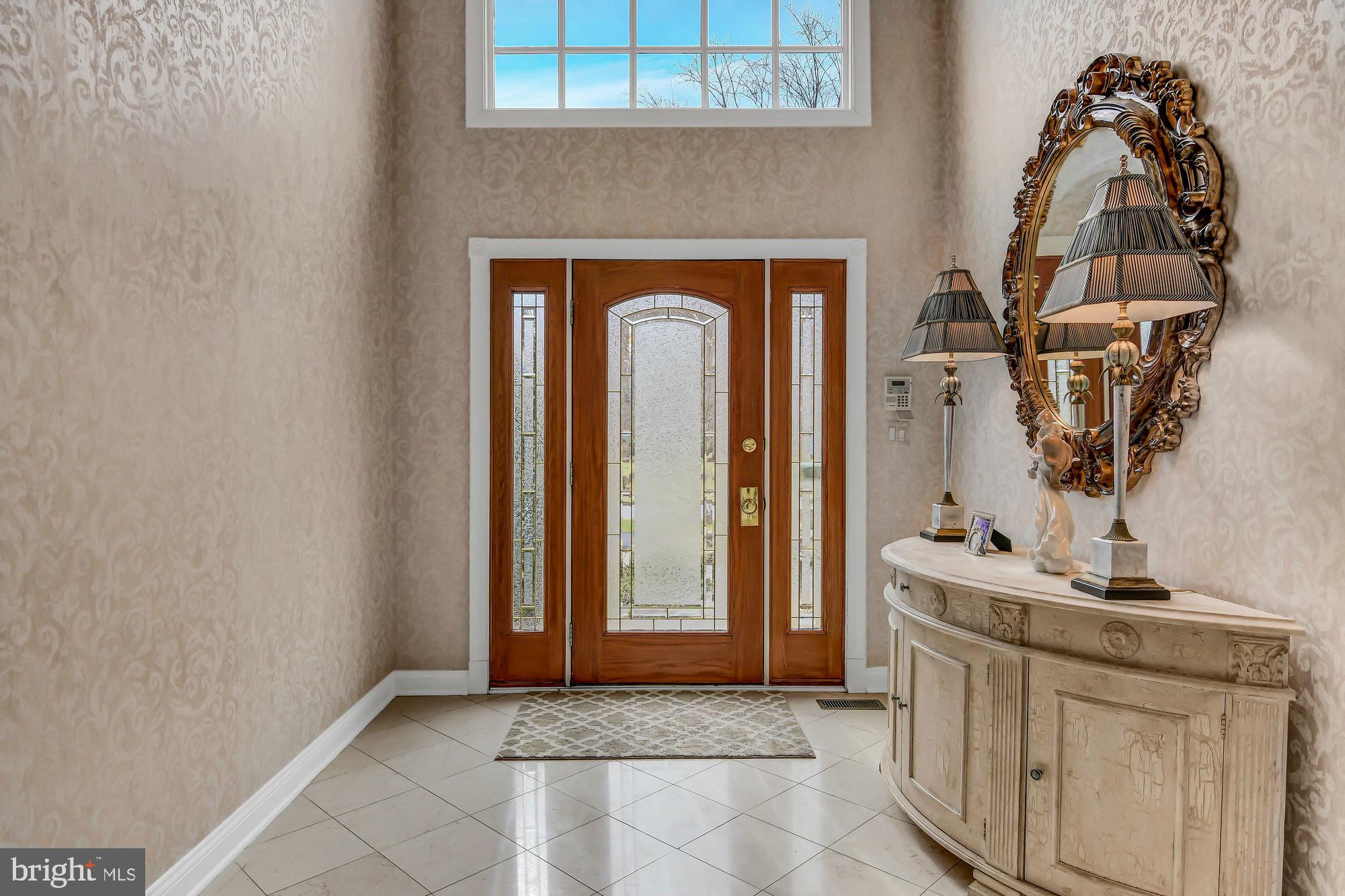 12846 Parapet Way Herndon, VA 20171 - Photo 5 of 72