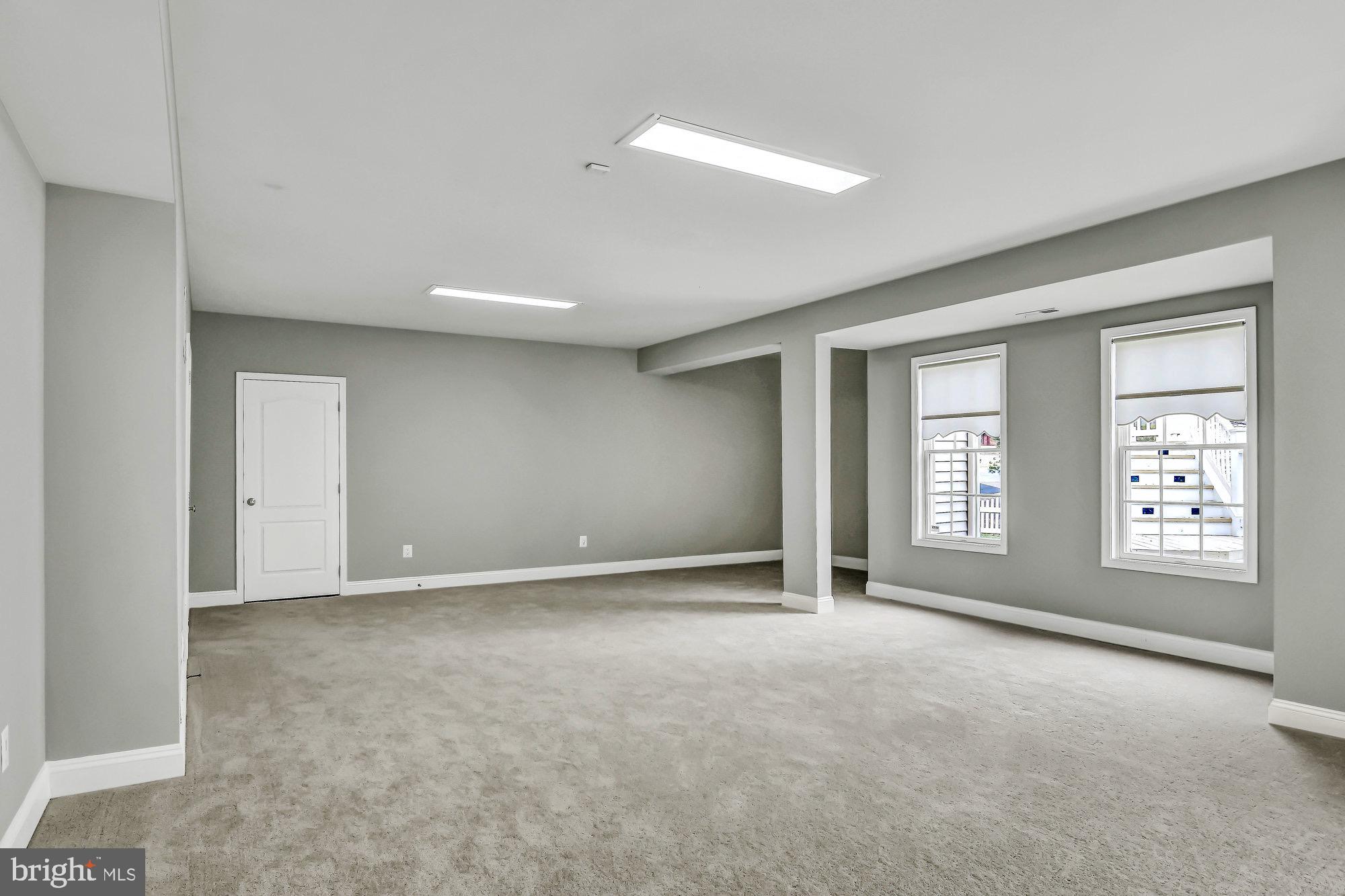 12846 Parapet Way Herndon, VA 20171 - Photo 53 of 72