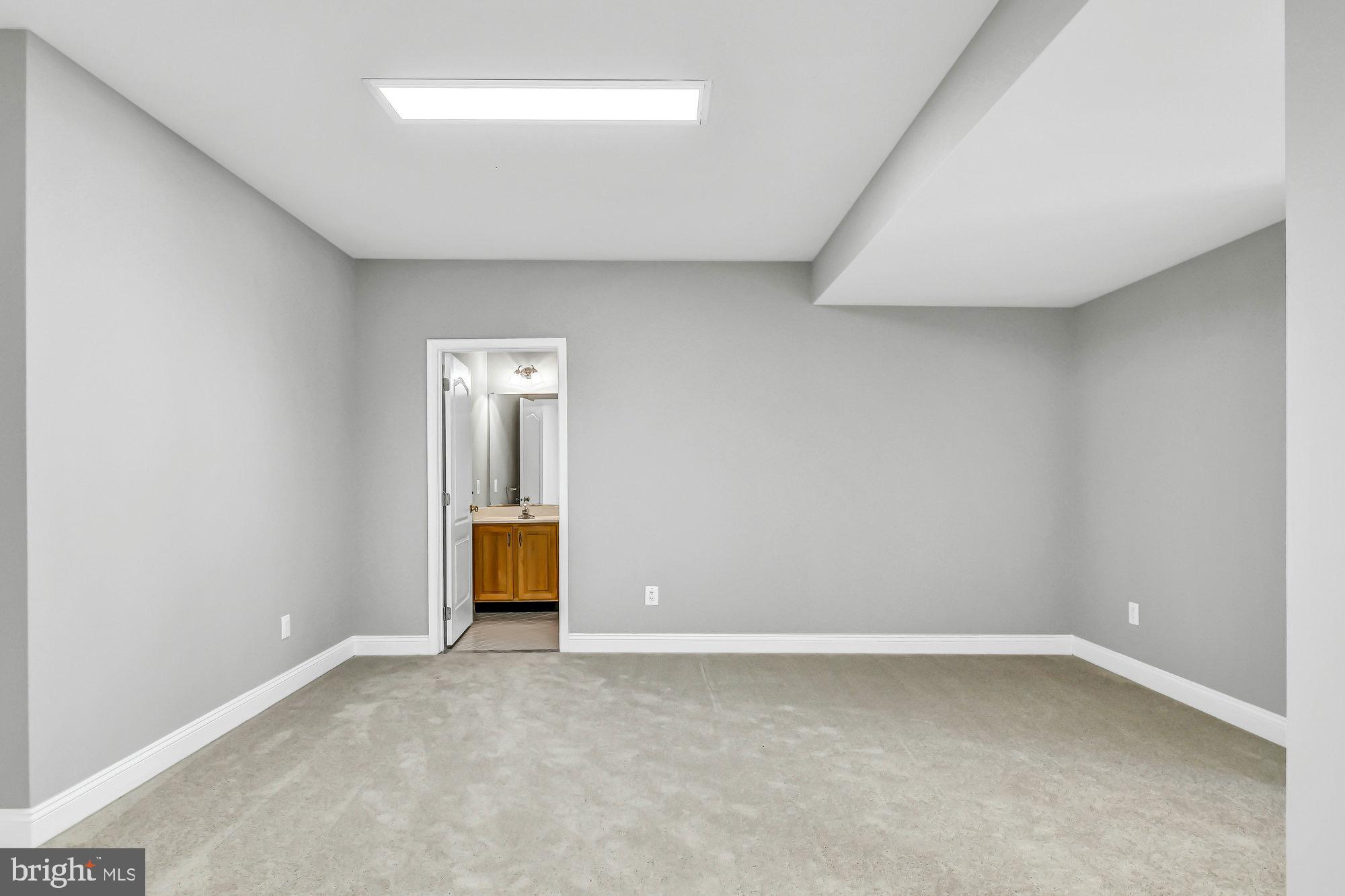 12846 Parapet Way Herndon, VA 20171 - Photo 54 of 72