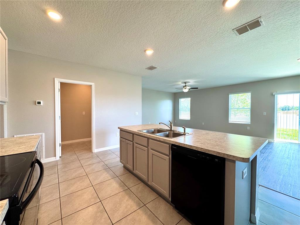 216 Grove Branch Road Winter Haven, FL 33880 - Photo 8 of 35 Gallery Image 8