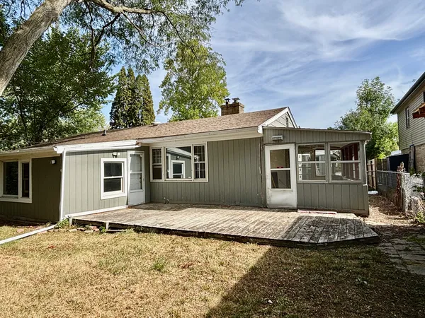 $159,900 | 911 Kenmore Road, Rockford, IL 61108