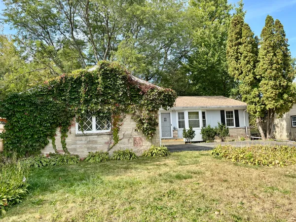 $159,900 | 911 Kenmore Road, Rockford, IL 61108