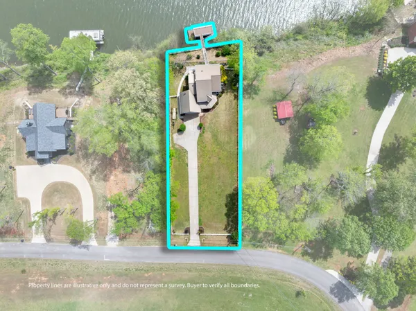 $829,900 | 920 County Road 33, Killen, AL 35645