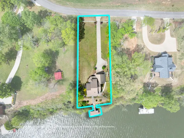 $829,900 | 920 County Road 33, Killen, AL 35645