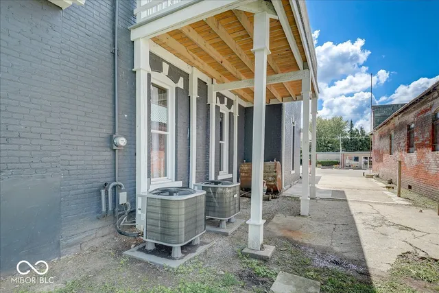 $250,000 | 106 West Washington Street, Fairland, IN 46126