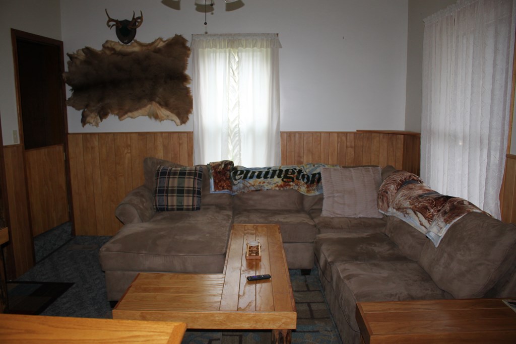 910 Main Street Polk, PA 16342 - Photo 4 of 16 Gallery Image 4